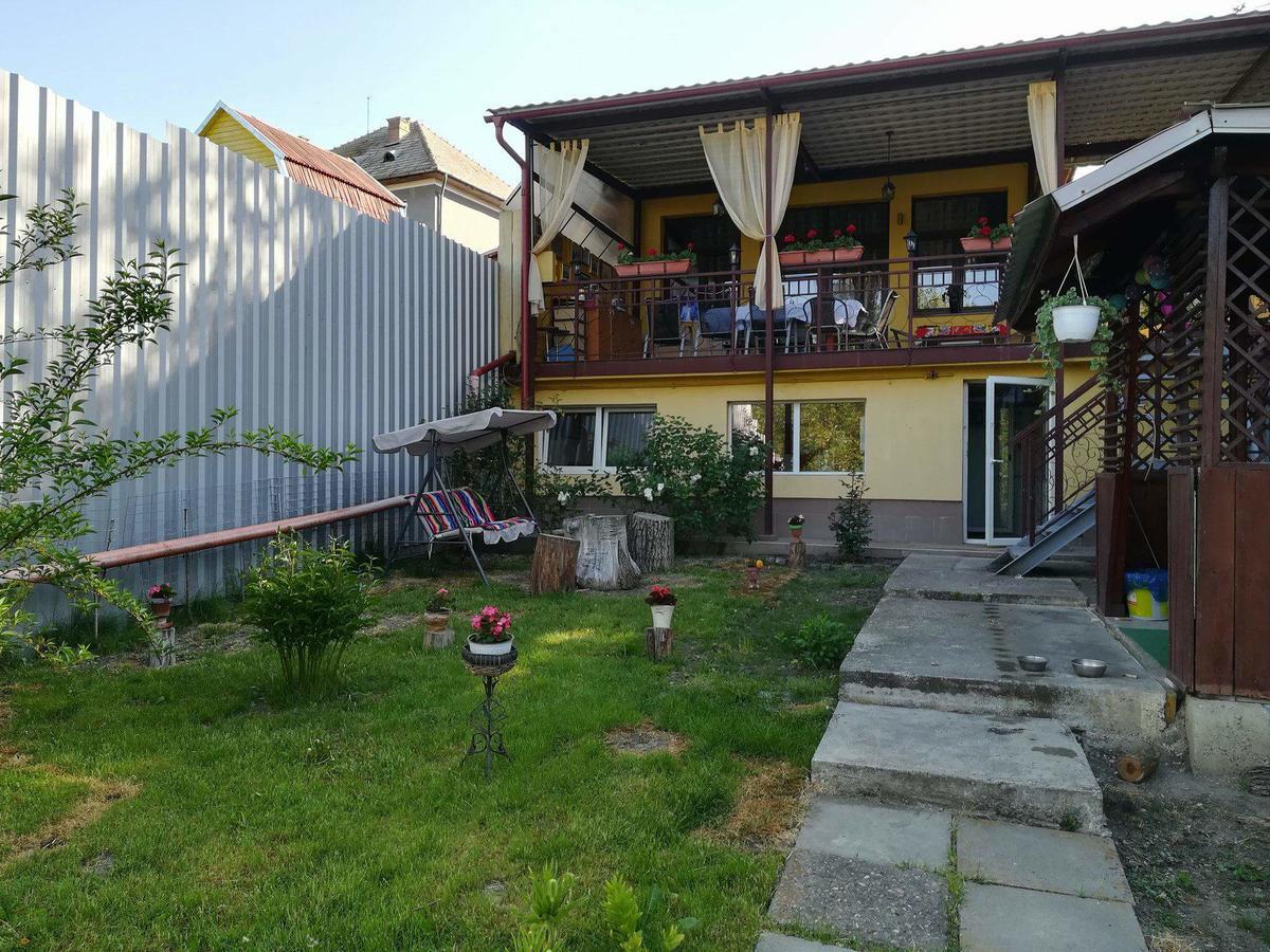 Casa Voica Lägenhet Turda Exteriör bild